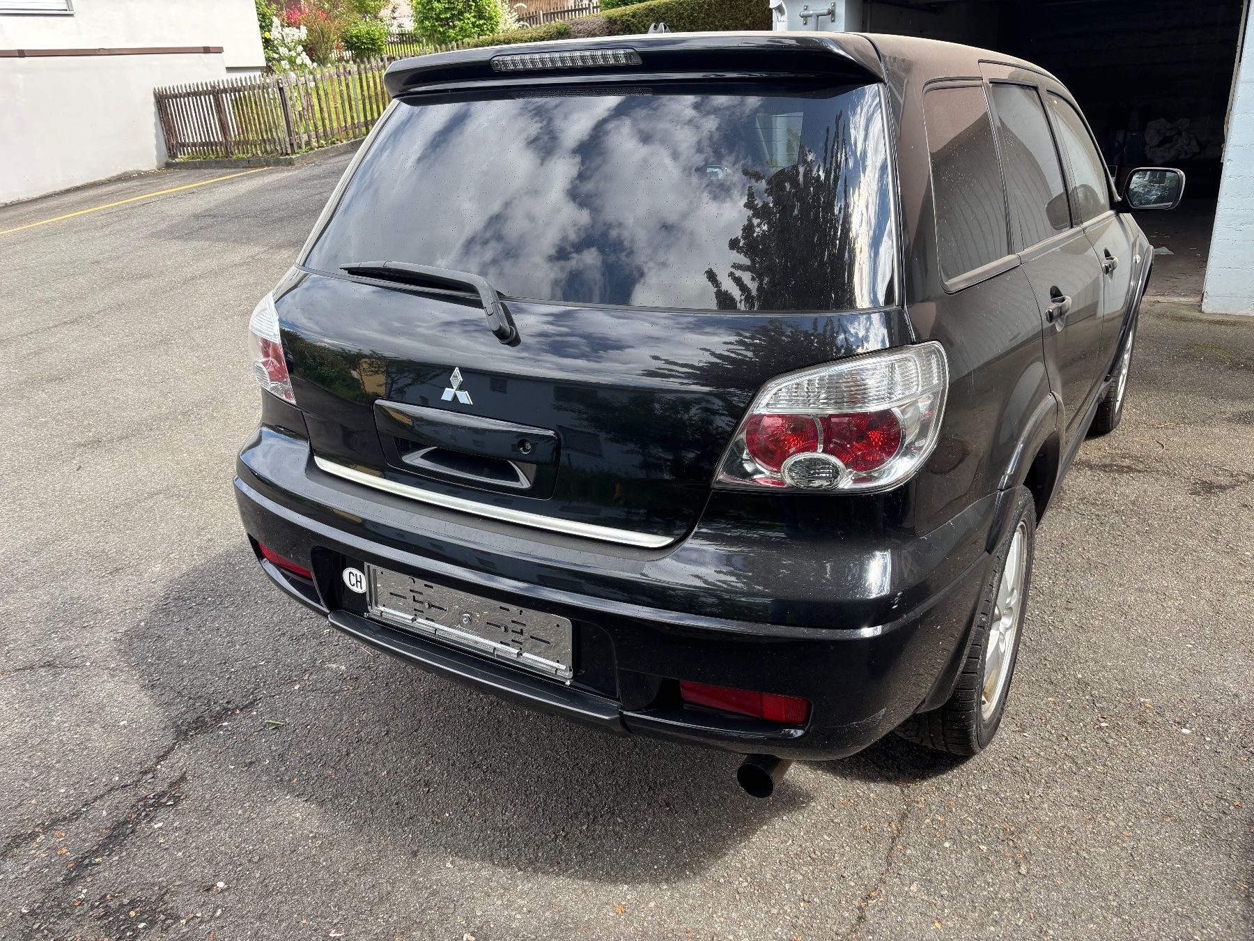 Mitsubishi Autos: Mitsubishi Outlander Turbo – Defekt aus Malters von Arbens 2