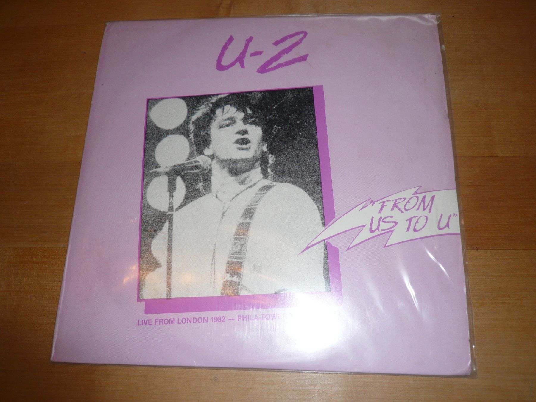 Dischi in vinile: U2 - "From Us To U" - 2 LP - USA – Nuovo (secondo la descrizione) da Zofingen venduto da mooni89