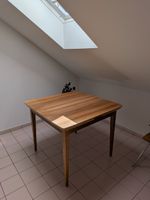 Küchentisch aus Nussbaum