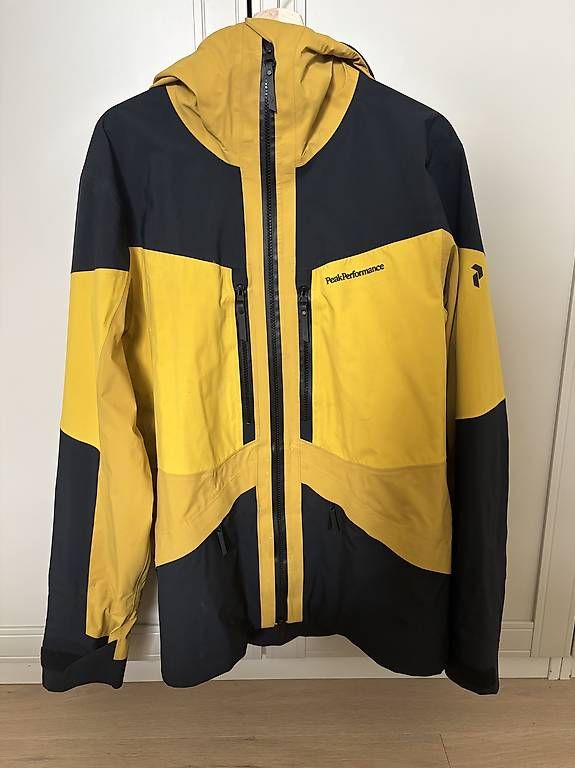 Peak Performance Giacche: Peak Performance Gravity Goretex Jacket – Usato da Rüschlikon venduto da Dbloemhof