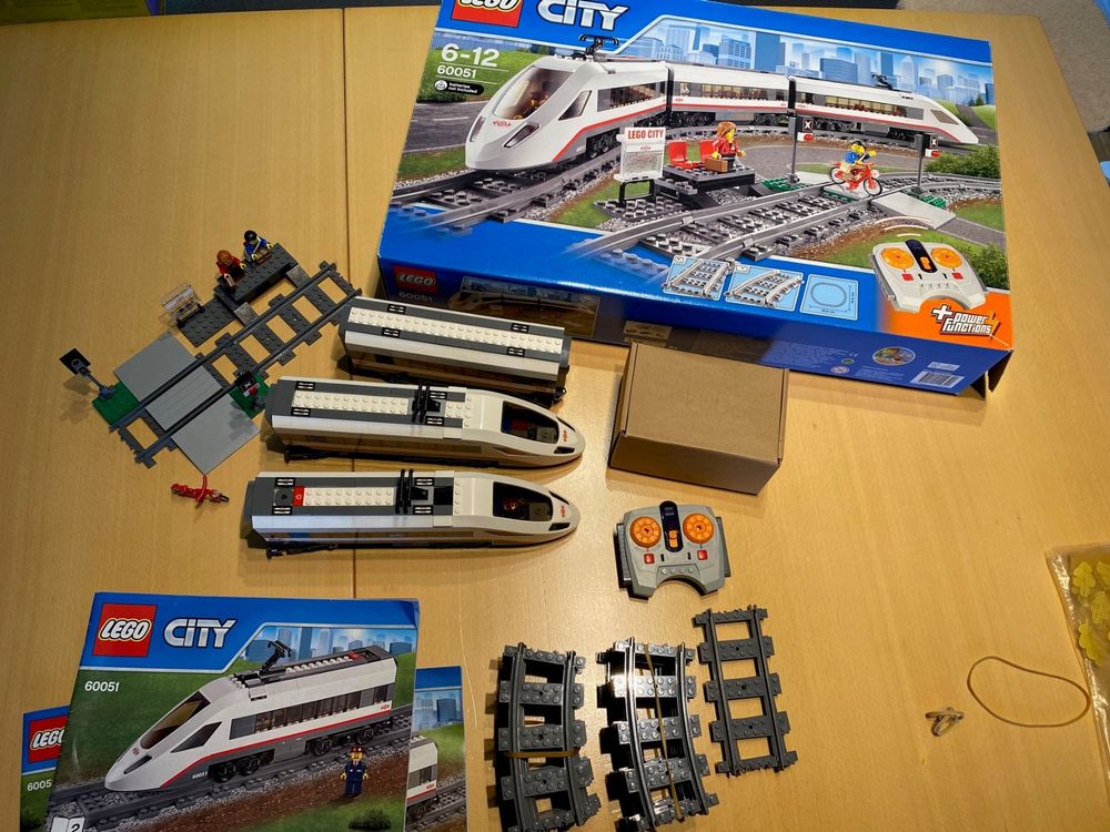 lego city zug 60051 fährt nicht