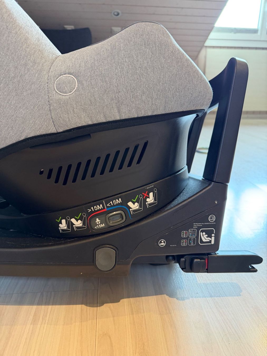 Nuna Seggiolini per auto: Kindersitz Nuna Prym - mit Isofix – Usato da Buchrain venduto da Wheels92 3