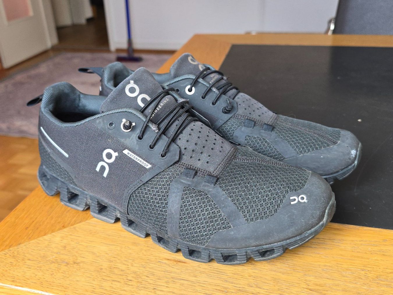 On Scarpe da donna: ON CLOUD waterproof schuhe gr 41 – Usato da Wallisellen venduto da theblacksheep 8