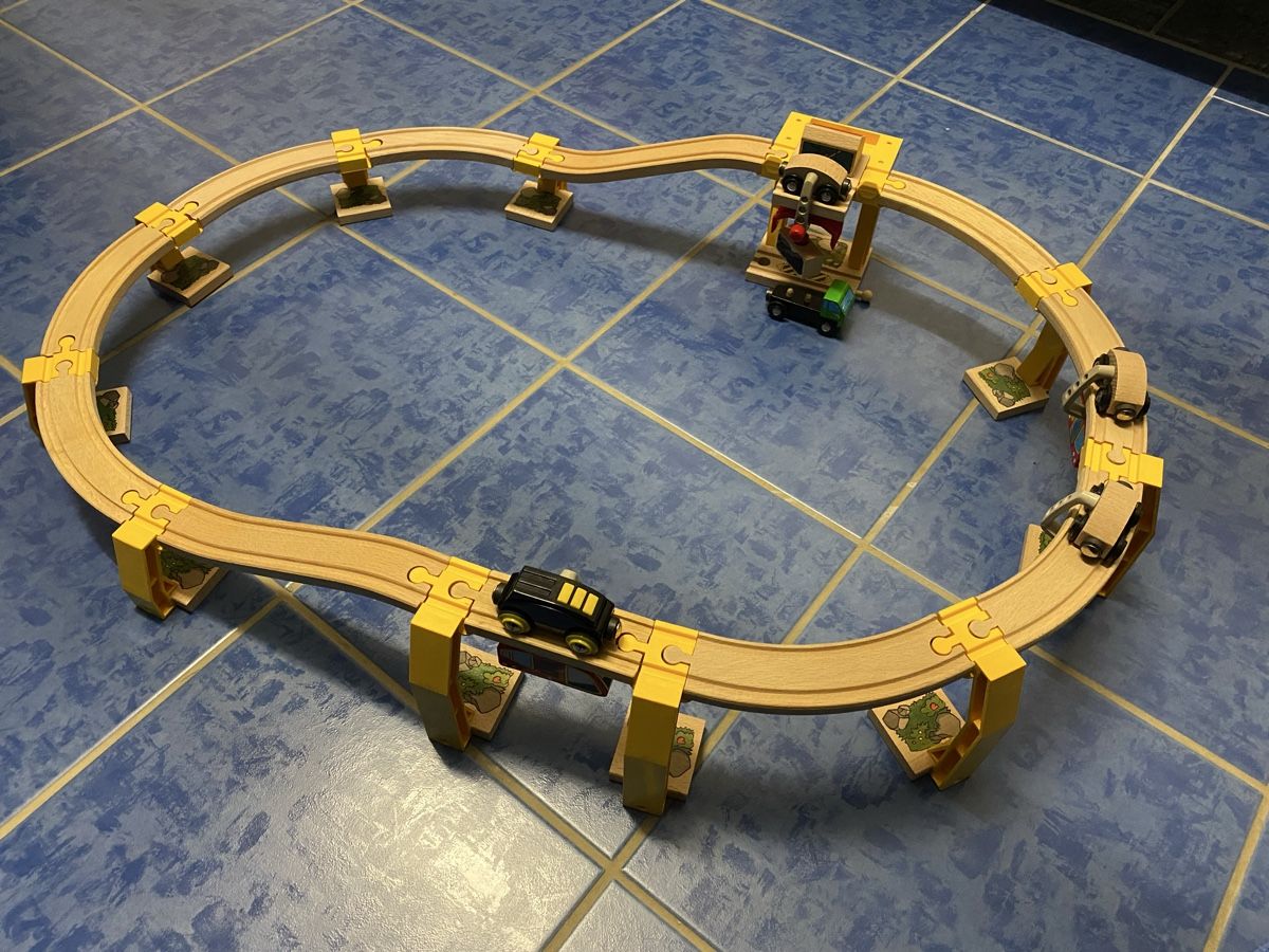 Brio Giocattoli: BRIO SKY TRAIN - SET NR. 33925 - RAR – Usato da Meierskappel venduto da Tarmogoyf
