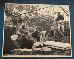 Interessantes Foto Regisseur Irving Lerner 1955 am Set