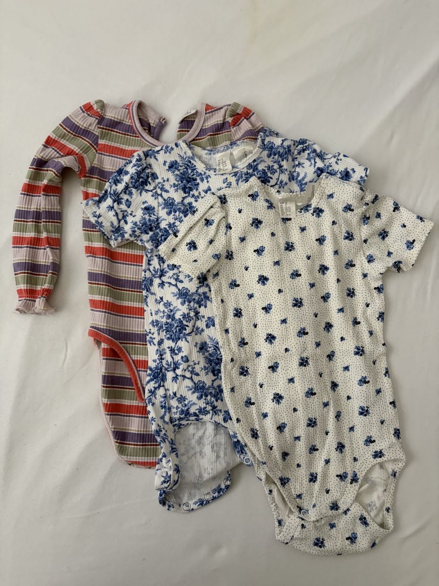 Lotti & Set di vestiti: Kleiderpaket Mädchen Gr. 86/92 – Usato da Hüttikon venduto da Nra21 1