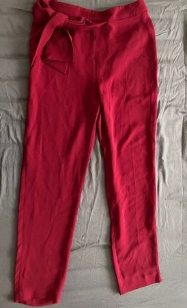 Pantalon bordeaux avec ceinture,T38 Mango