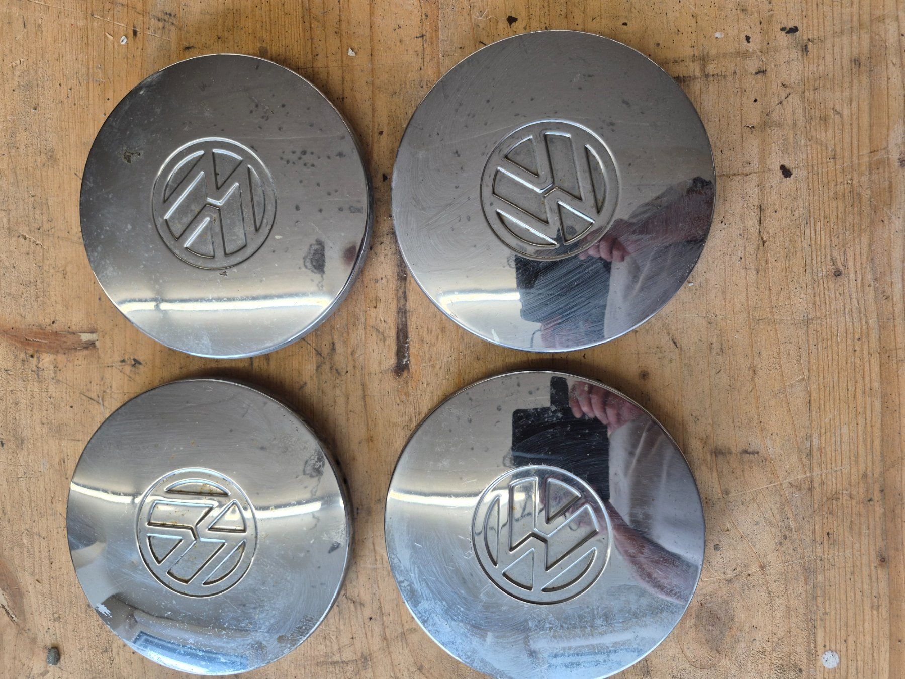 Volkswagen Tutti pezzi di ricambio auto: VW Radkappen gebraucht – Usato da Netstal venduto da Vintagen 3