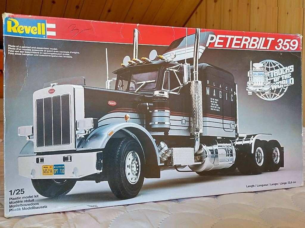 Kit di modellismo & Modellini statici: Maquette Revell 1982 ref. 7410 / Peterbilt 359 – Usato da La Chaux-de-Fonds venduto da Bobleche
