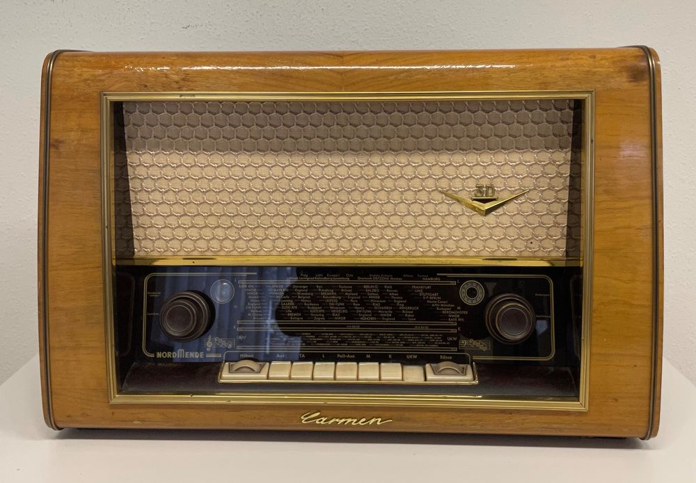 Nordmende Carmen 56 / 3D - Röhrenradio - Vintage | Kaufen auf Ricardo