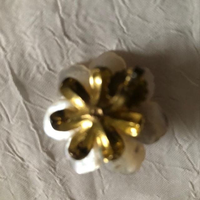 Ohrringe & -stecker: Boucles d’oreilles en Nacre – Gebraucht aus Genève von Honeybird 1