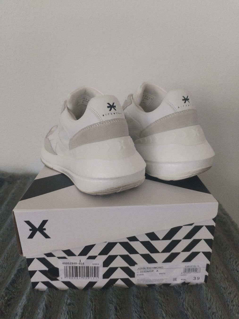 Scarpe da uomo: Des baskets – Nuovo (secondo la descrizione) da Biel/Bienne venduto da jpm_8dlz 1