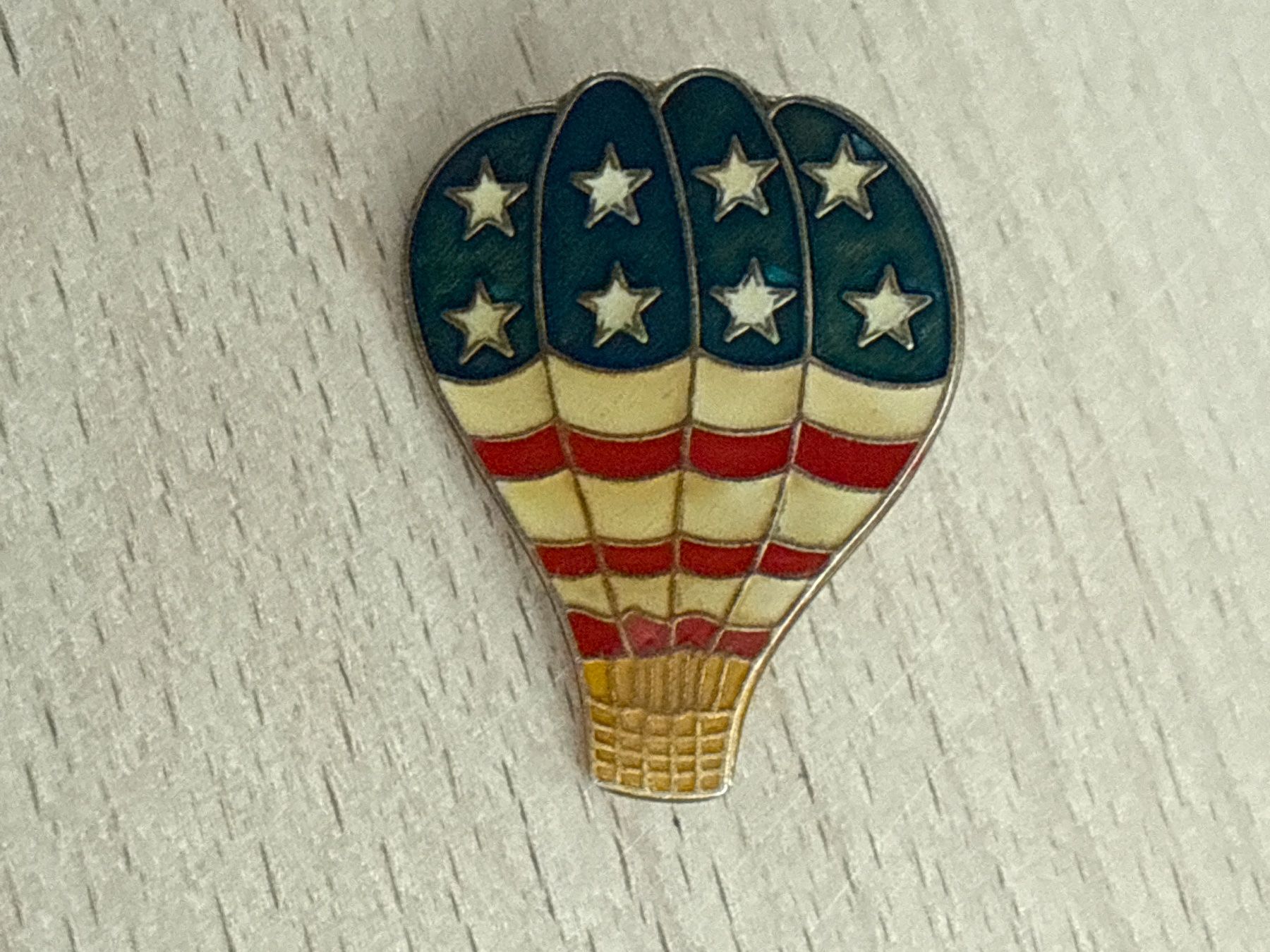 Placchette & Badge: Pin Heissluftballon USA – Usato da Glattbrugg venduto da Schweigmatt