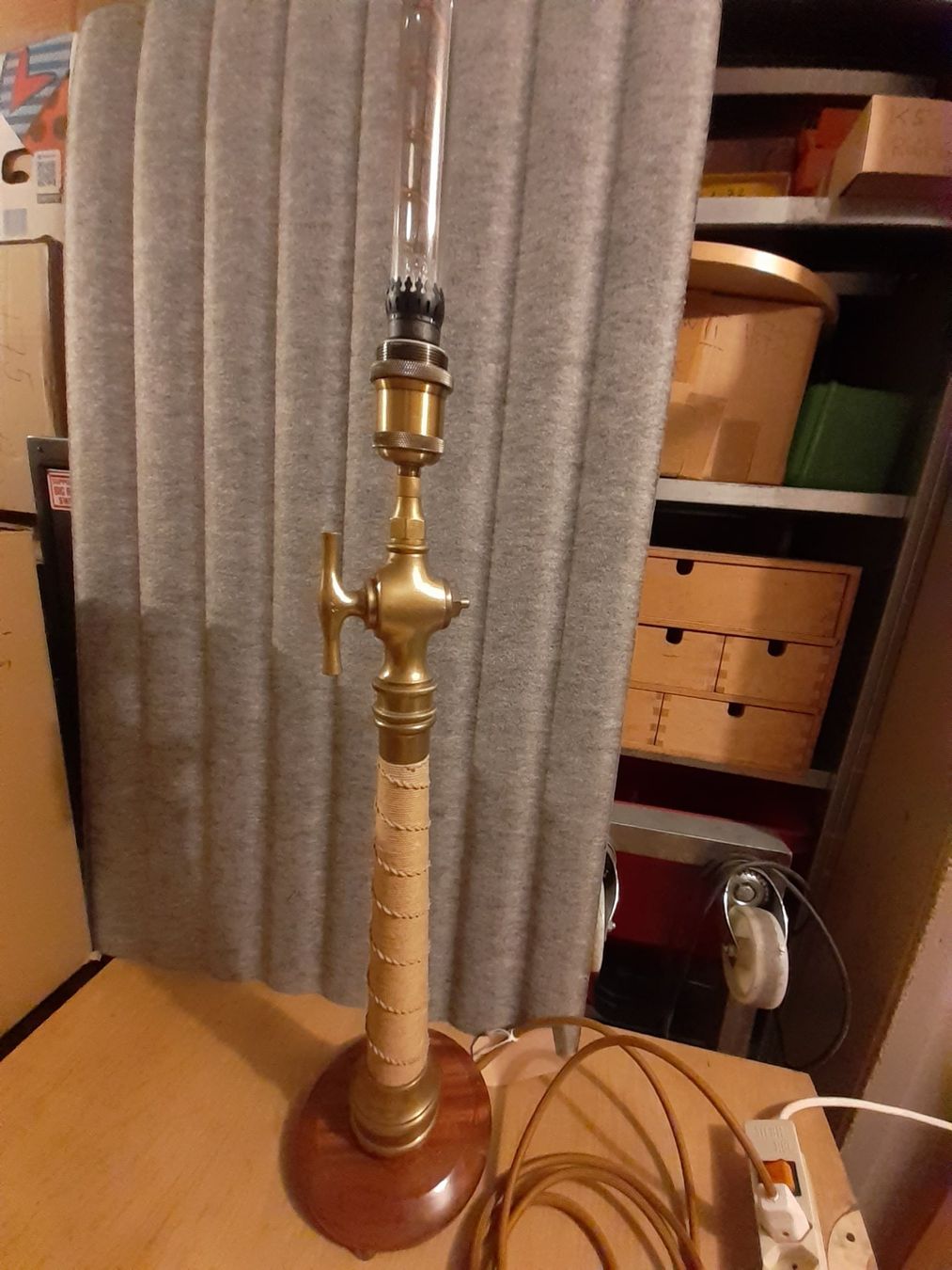 Lampade: Lampe Unikat – Usato da Zürich venduto da Crocuda 1