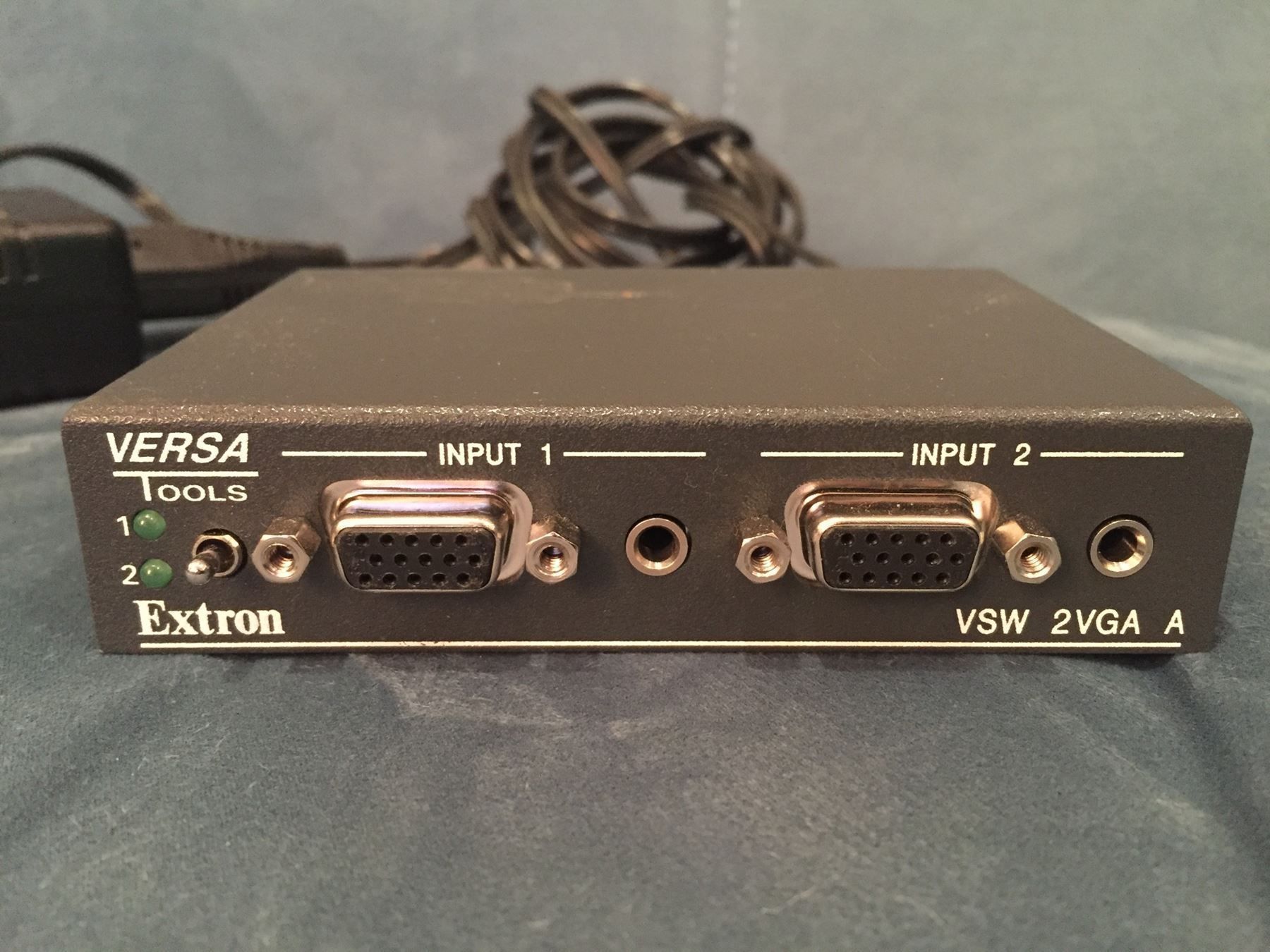 Convertitori: Extron VSW 2VGA A aktiver Umschalter – Usato da Mellingen venduto da Browser67 1