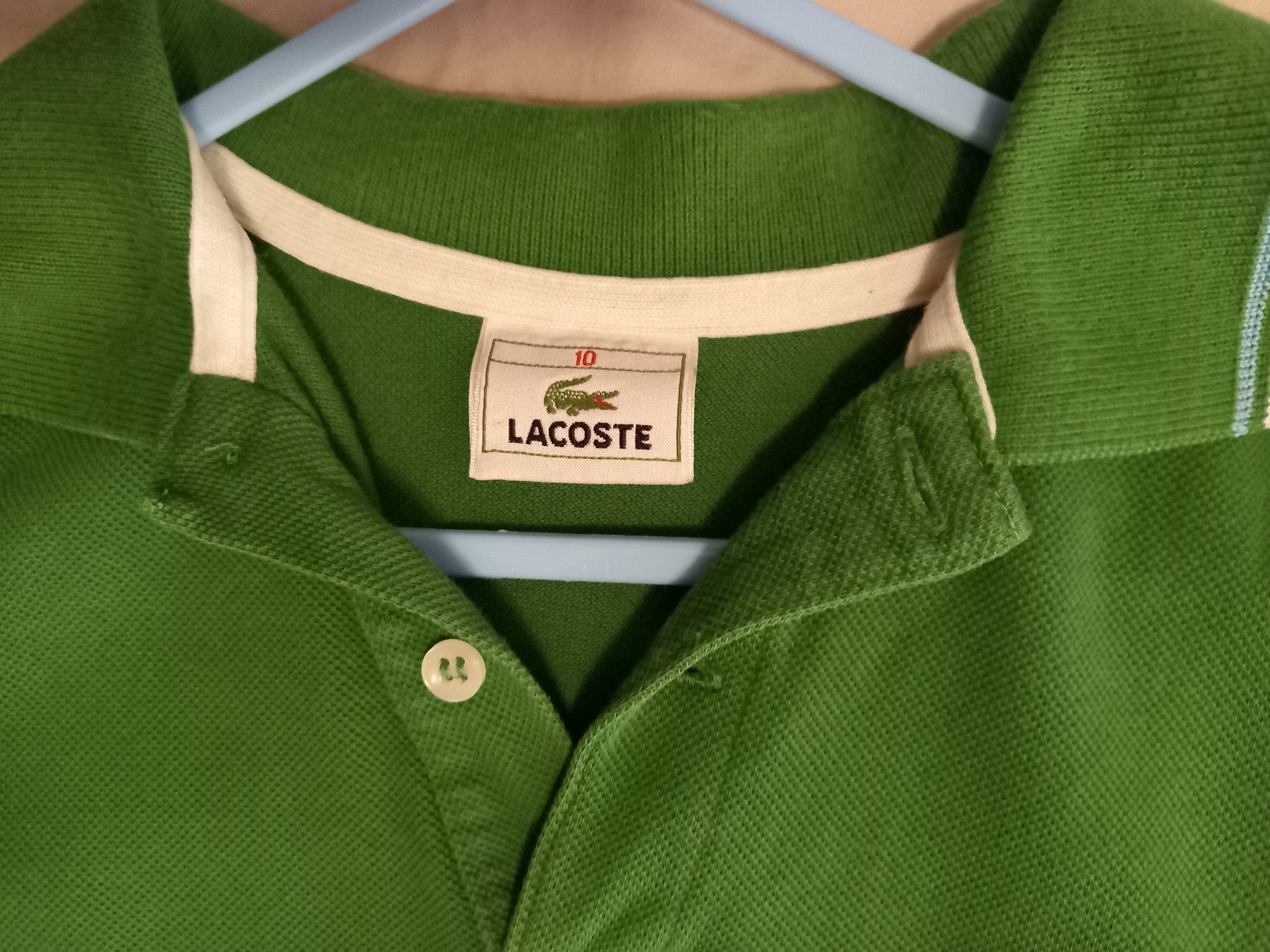 Chemises, T-shirts & Polos: Polo Lacoste vert taille 10 bon état – D'occasion à Lausanne par KUNKI-DESTOCK 2