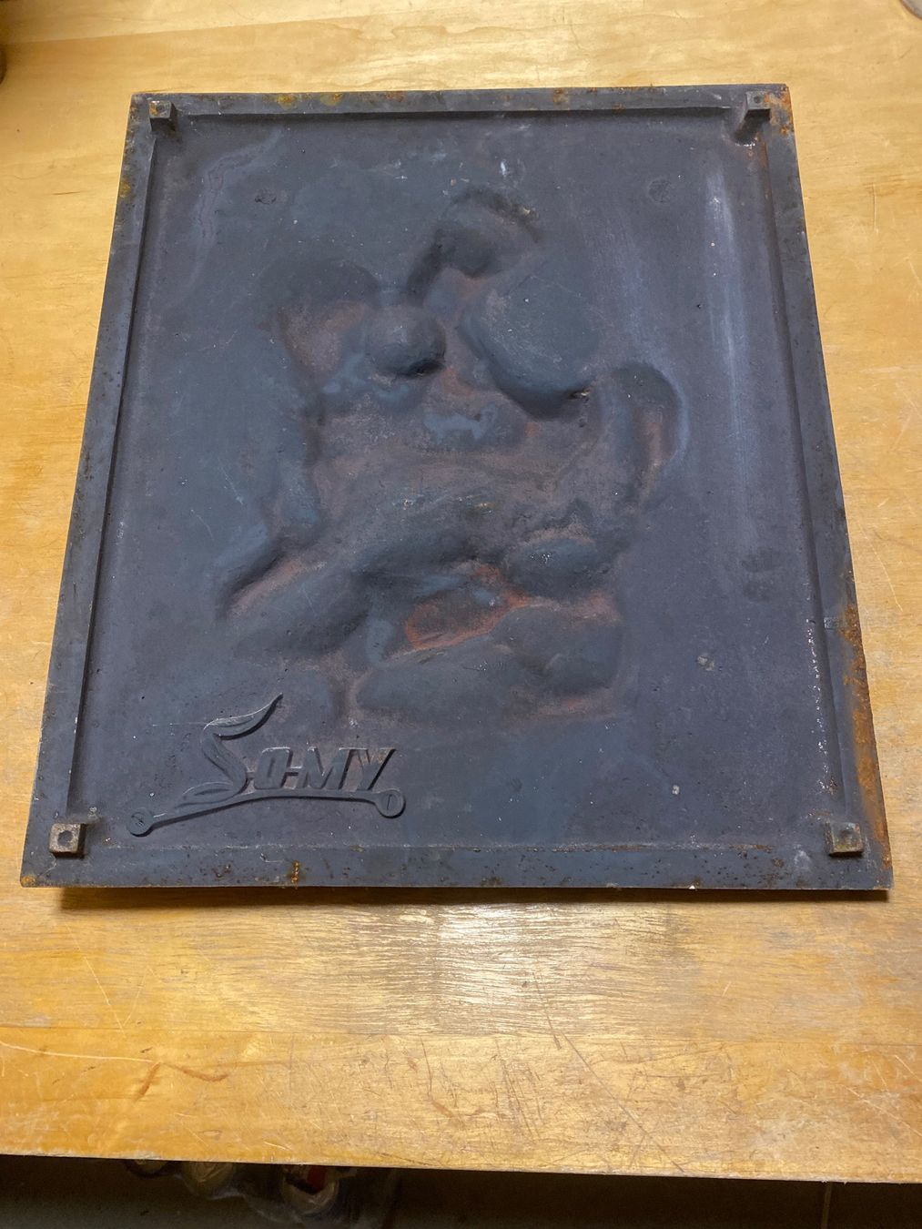Sculture & Statue: Plaque St-Georges / dragon en fonte – Usato da Corcelles NE venduto da Avossouhaits 2