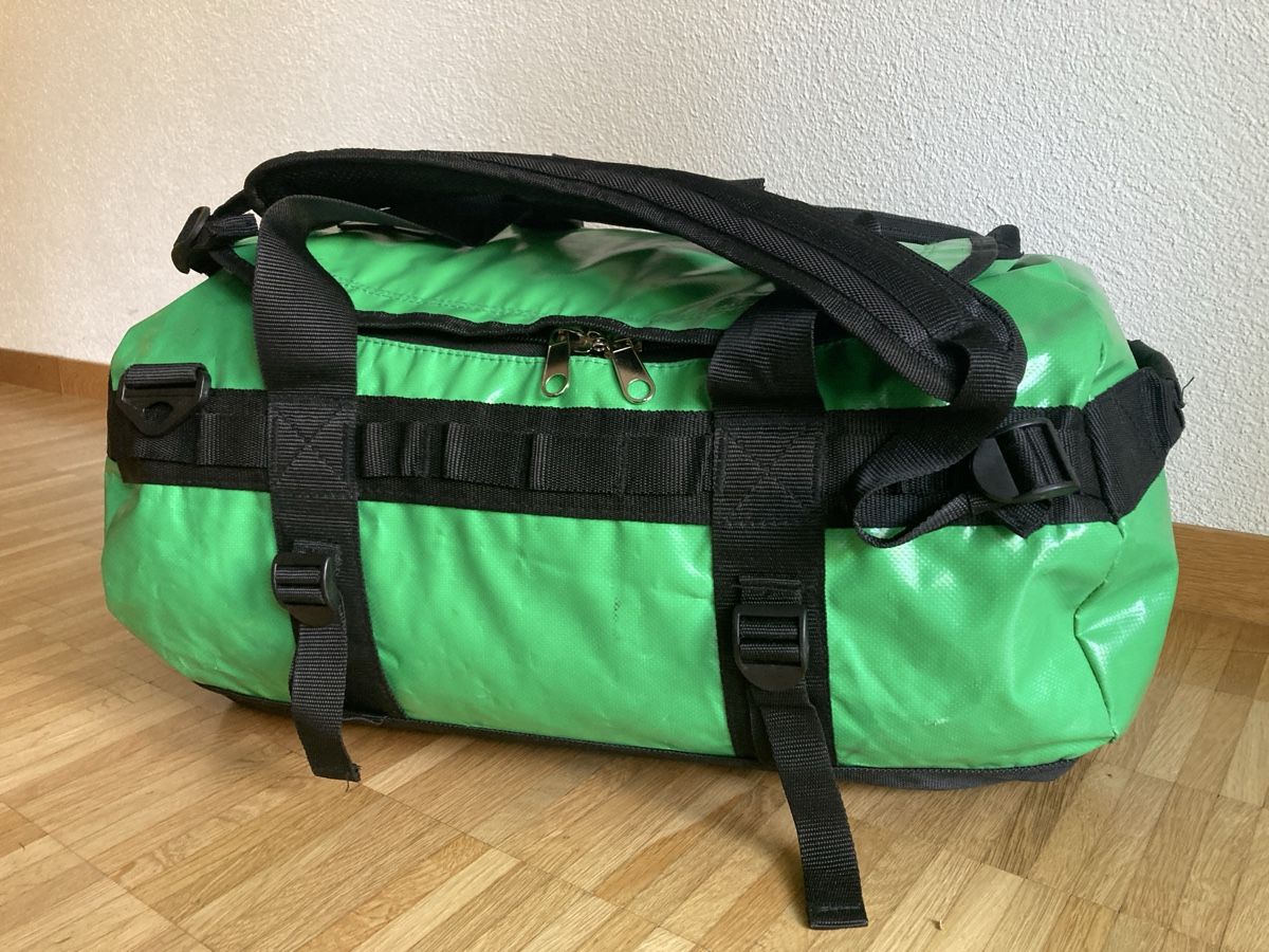 Borse: Ktec Reisetasche Duffelbag 35 l  – Usato da Zürich venduto da Lichtermeer 4