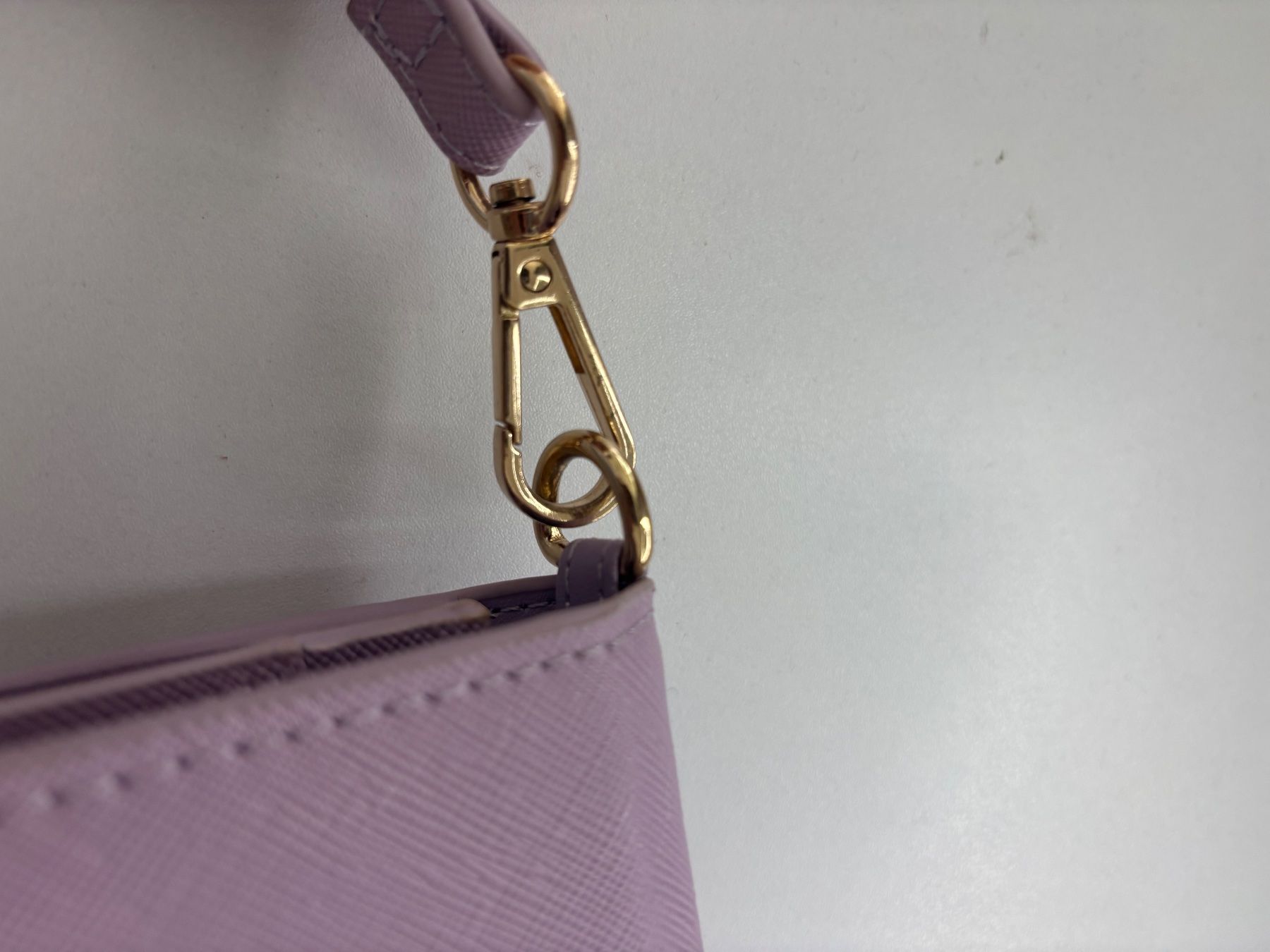 Manor Taschen für Damen: Umhängetasche Lila – Gebraucht aus Liestal von sommersa 4