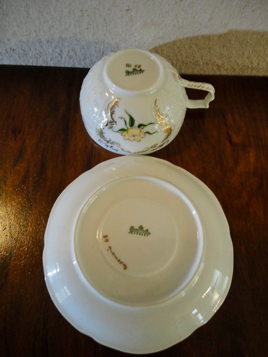 Rosenthal Set di piatti: Rosenthal Sanssouci mit Unterteller. – Usato da Wädenswil venduto da LIS11 4