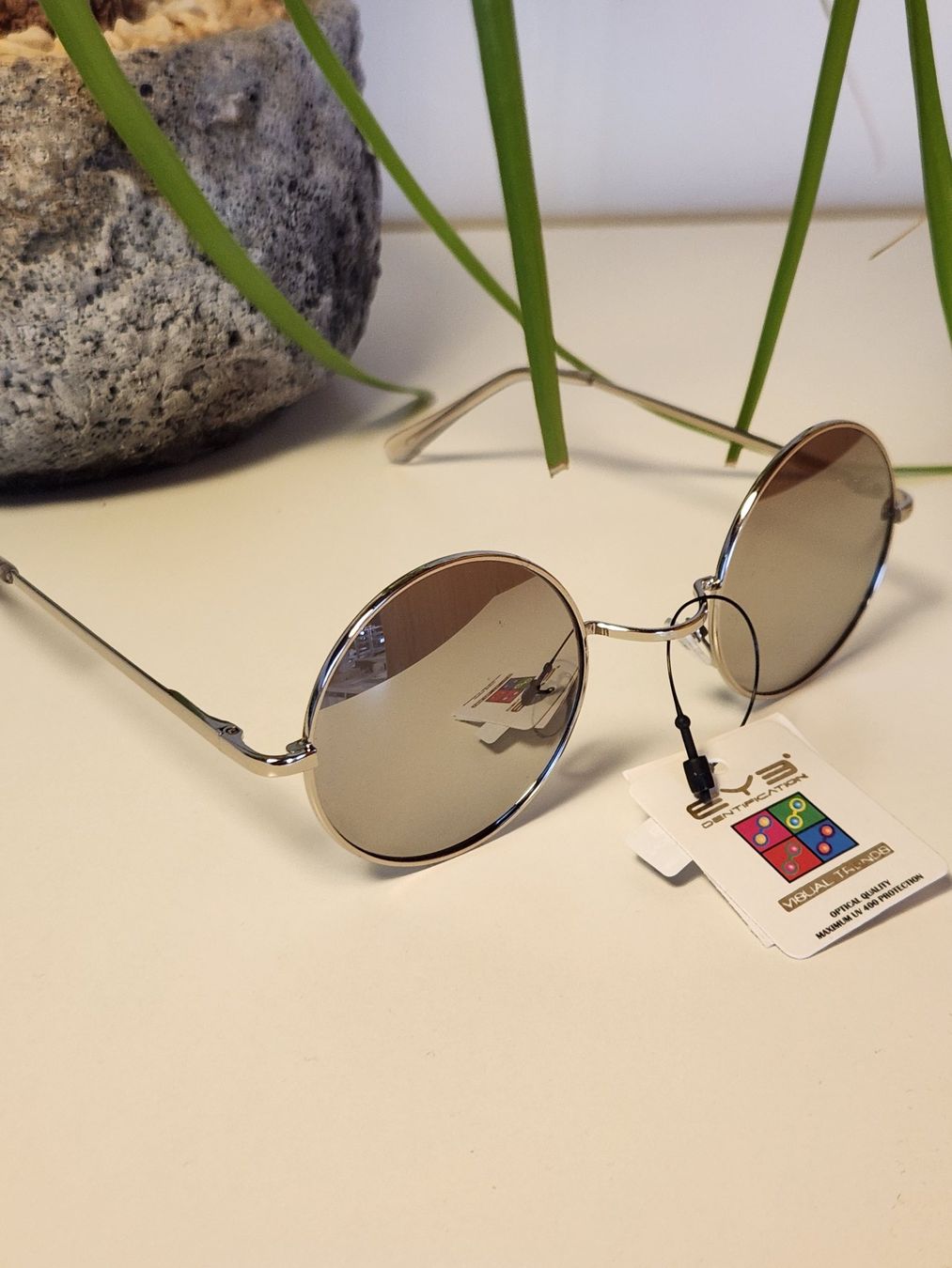 Brillen & Gläser: Sonnenbrille EYE – Neu und originalverpackt aus Münchwilen TG von levendeur