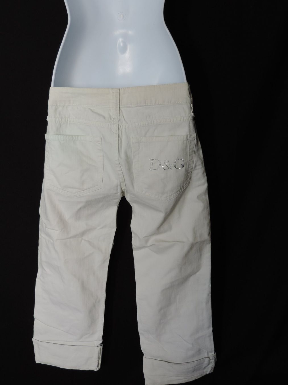 Pantalons: pantacourt effet jeans blanc – D'occasion à Genève par Axelle333 9