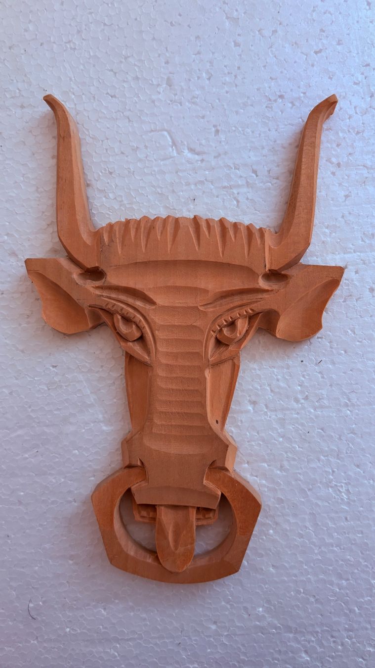 Skulpturen & Statuen: Uristier Stier Muni Taurus – Gebraucht aus Altdorf UR von zar_fcd6