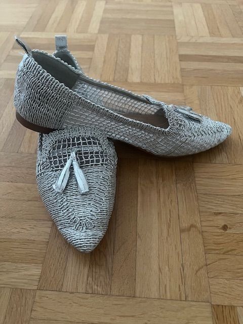 Scarpe da donna: Leichte Sommerschuhe Gr. 39 – Nuovo (secondo la descrizione) da Walenstadt venduto da ricamul 1