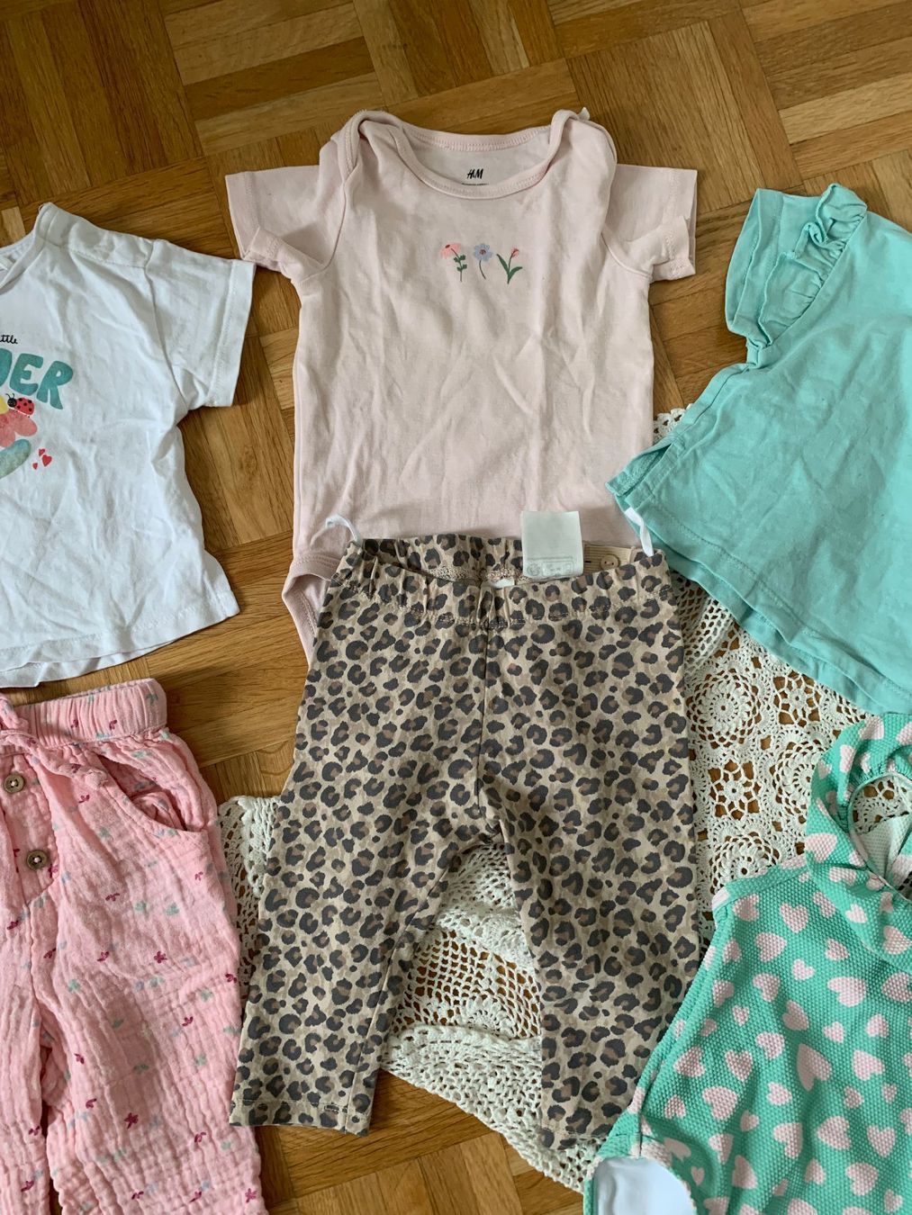 Lotti & Set di vestiti: Sommer Set Mädchen Gr. 68 – Usato da Moutier venduto da chDuplessy 2