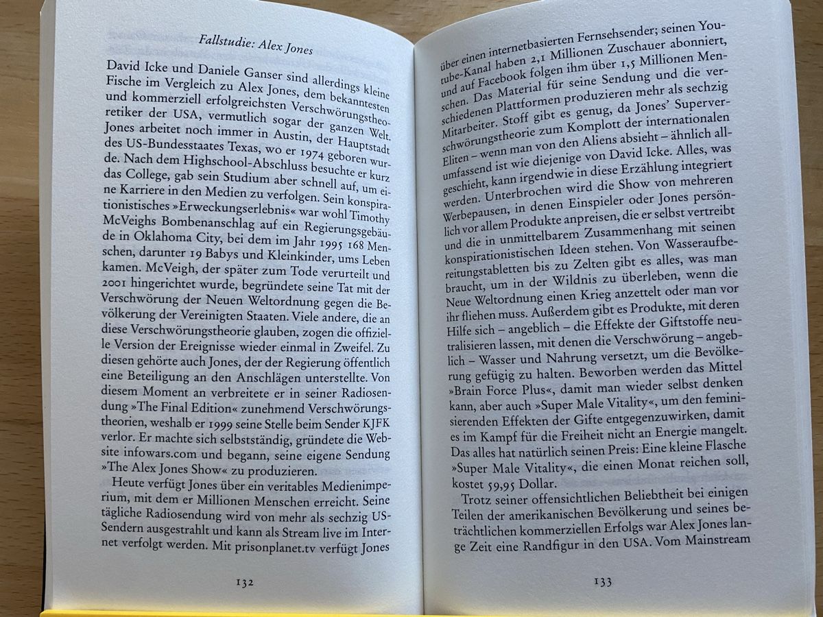 Libri: Nichts ist, wie es scheint - Michael Butter – Usato da Schwarzenburg venduto da Michellu 8