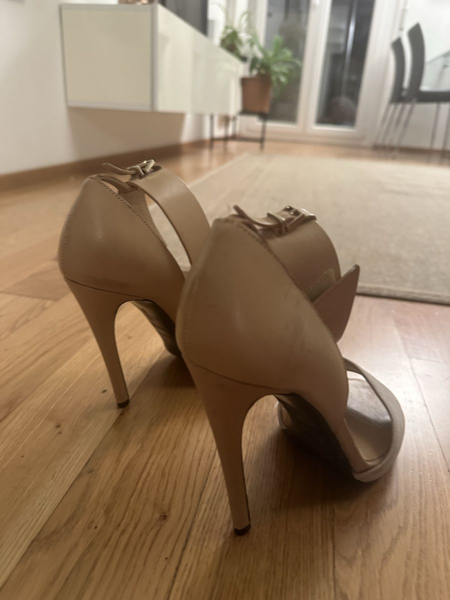Armani Damenschuhe: Sandali Armani – Gebraucht aus Paradiso von kat_srp7 2