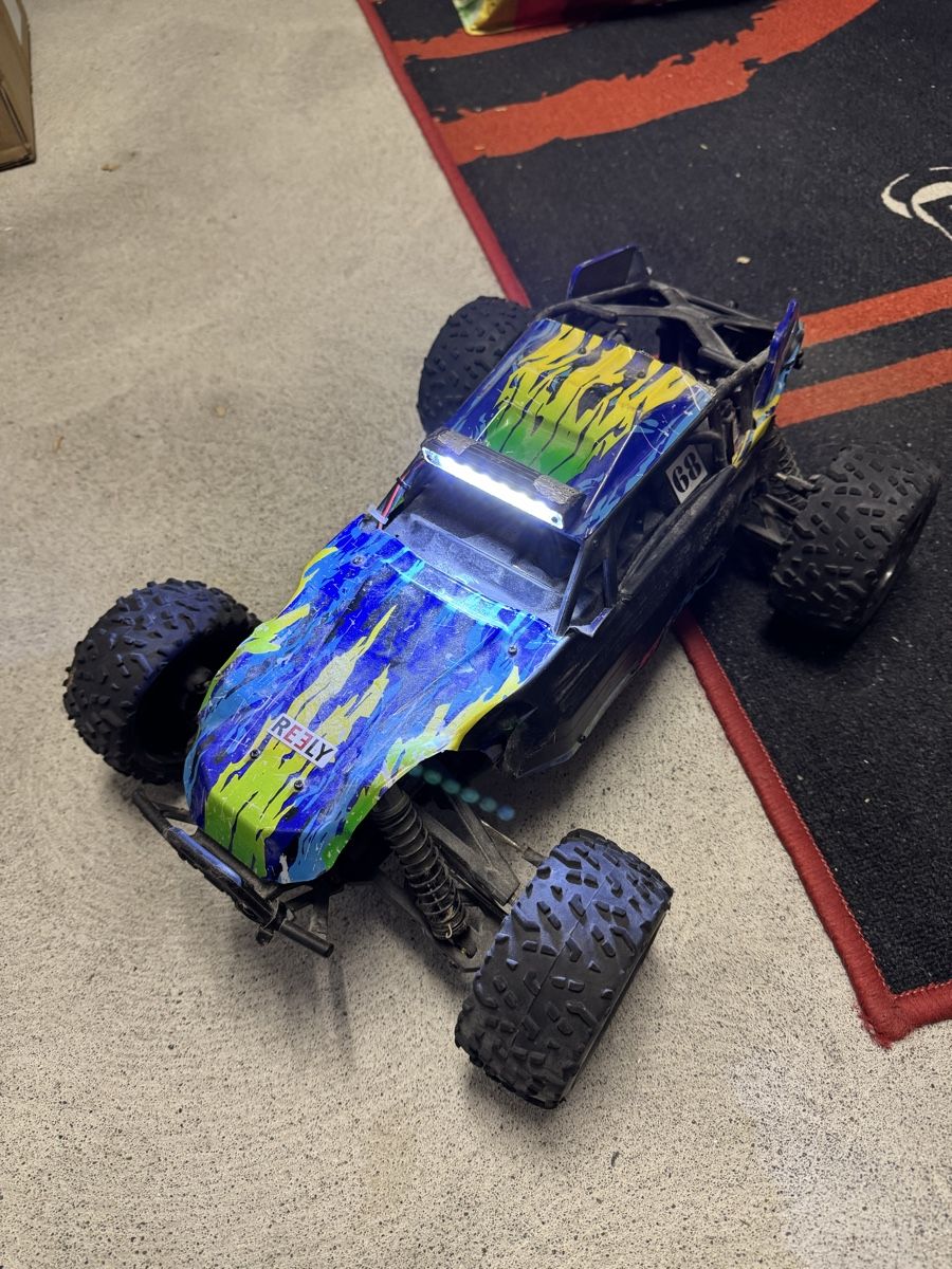 Reely RC Modellbau: Reely Stagger 4x4 1/10 buggy – Gebraucht aus Dielsdorf von ainuschka