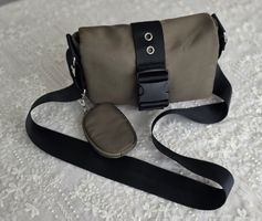 Olive Umhängetasche mit Täschchen von Bpc- Neu!