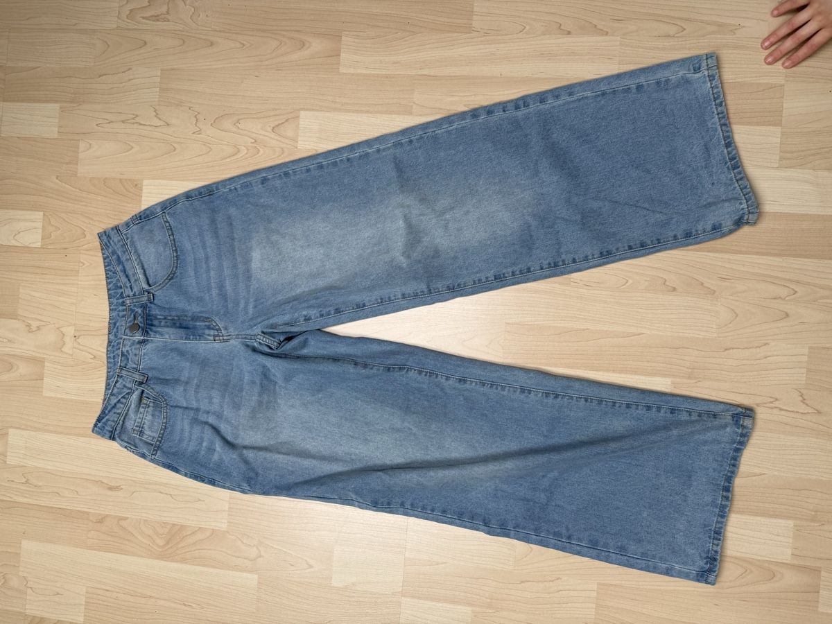 Jeans: BAGGY low rise Y2k jeans – Gebraucht aus Urdorf von rob_c5wf