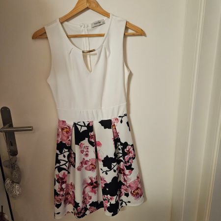 Jolie robe sexy printemps blanche à fleur - taille S
