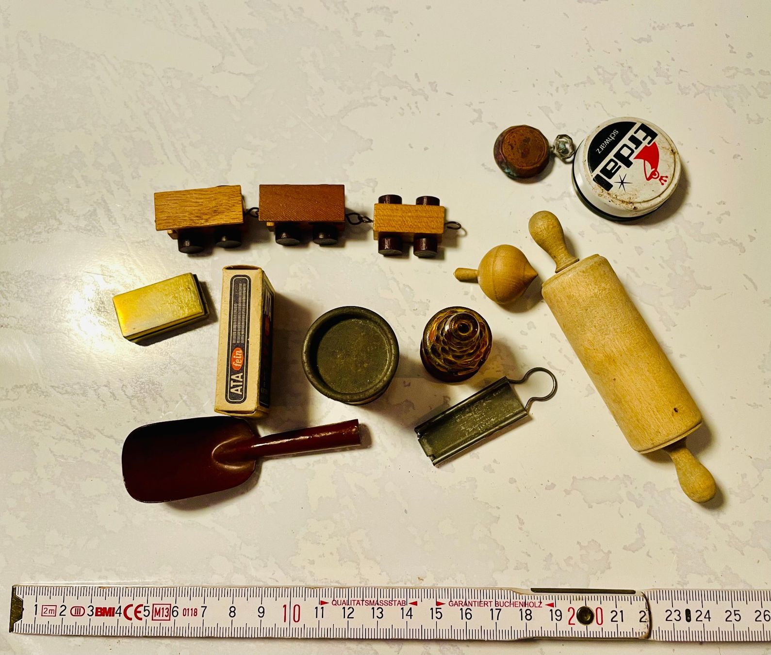 Case e mobili per bambole: Antike Puppenstuben Sachen – Usato da Etoy venduto da Diadefin 1