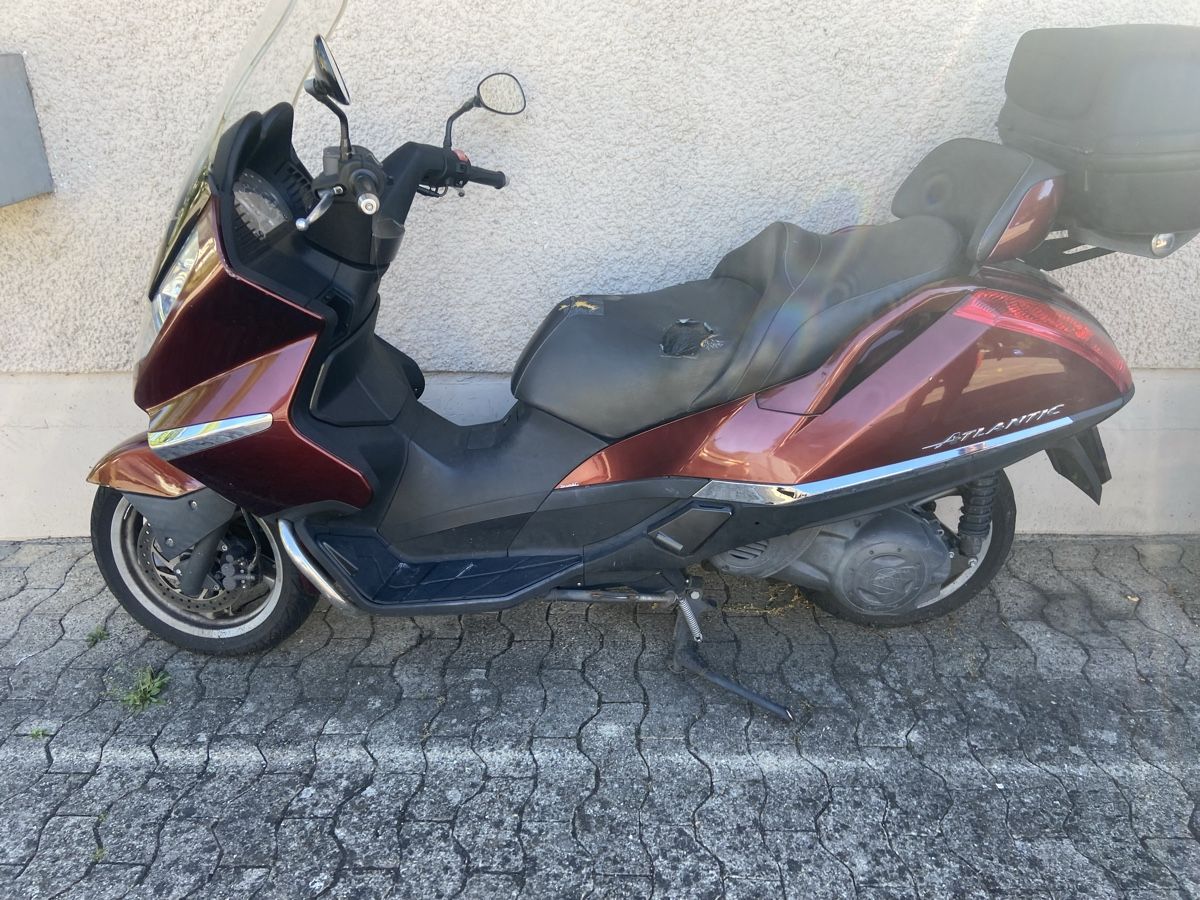Aprilia Scooter: Aprilia Atlantik 500 – Usato da Frauenfeld venduto da lodola1961 2
