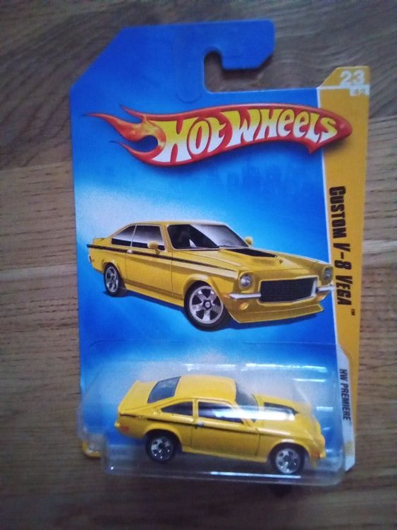 Hot Wheels Custom V 8 Vega gelb ungeöffnet Top Zustand (Neu und