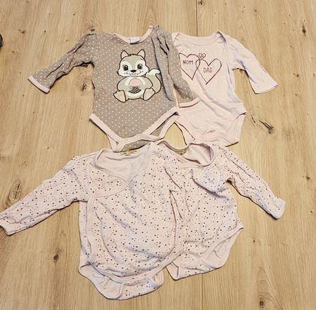 Baby Bodys Set 4 Stück Grösse 62-68 