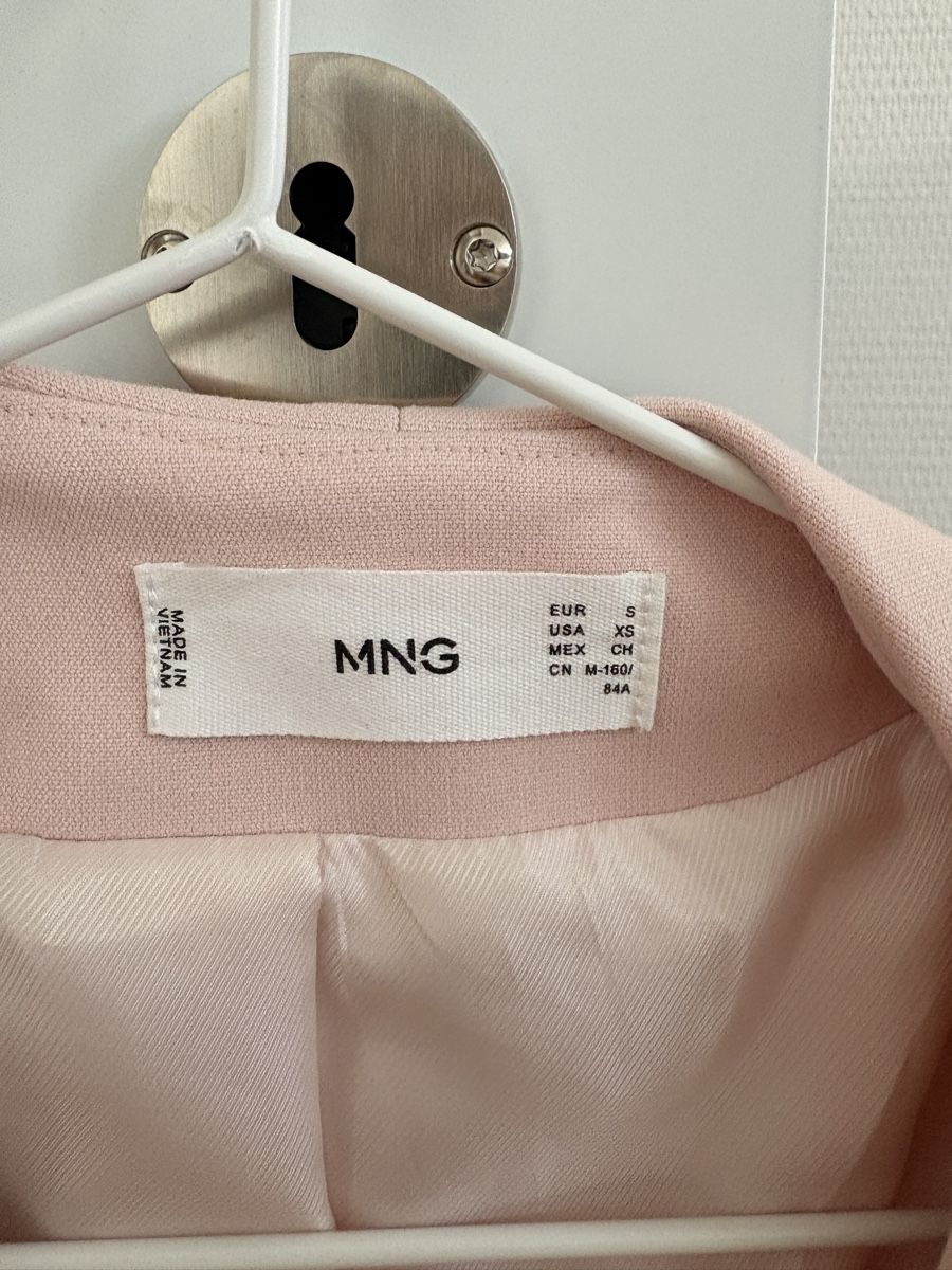 Mango Cappotti: Mantel Mango rosa Grösse S – Usato da Zürich venduto da viv_nevi 2