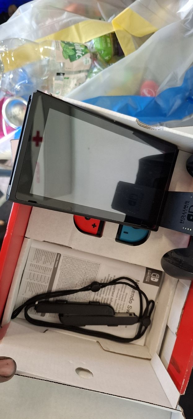 Nintendo Console: Nintendo Switch – Usato da Kirchlindach venduto da Zbinden_Velo_Moto 2