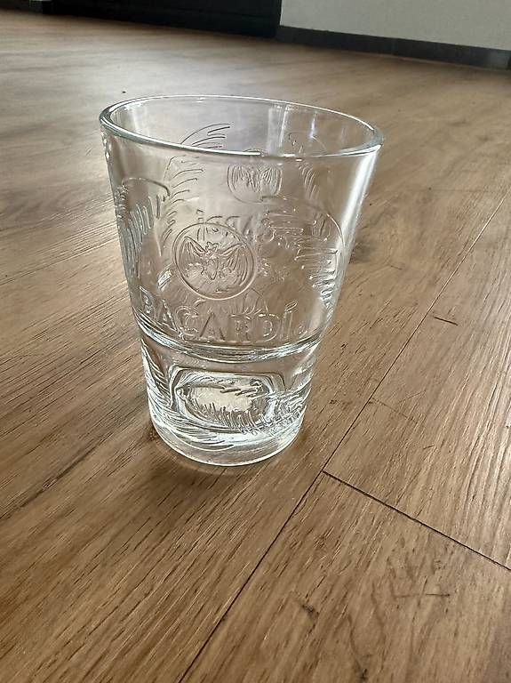 Verres: Bacardi Glas – D'occasion à Zürich par inf_5zz5