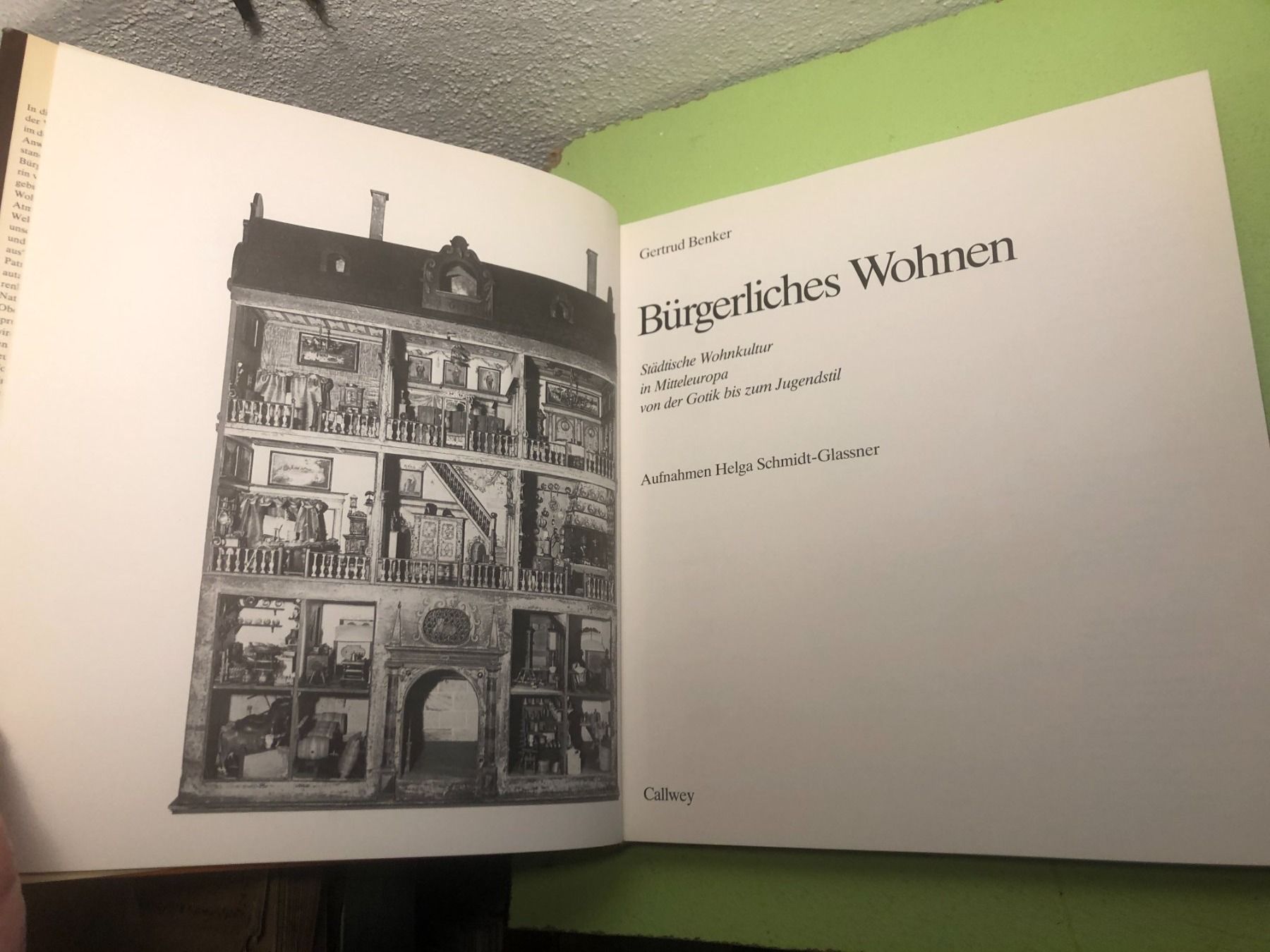 Libri: Gertrud Benker: Bürgerliches Wohnen. – Usato da Zürich venduto da allp 2