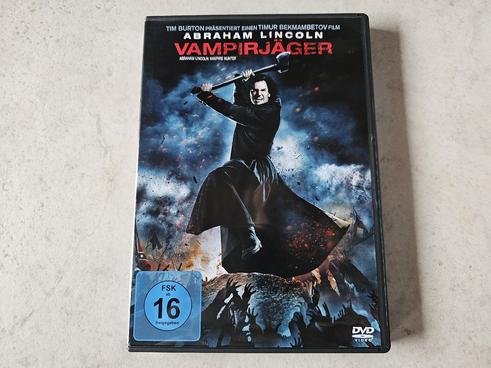 Tutti i DVDs: Abraham Lincoln  -  Vampirjäger – Usato da Schneisingen venduto da backstore24