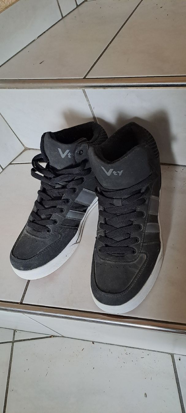 Victory Scarpe da uomo: Hohe Sneaker – Usato da Neuenkirch venduto da domsalat7