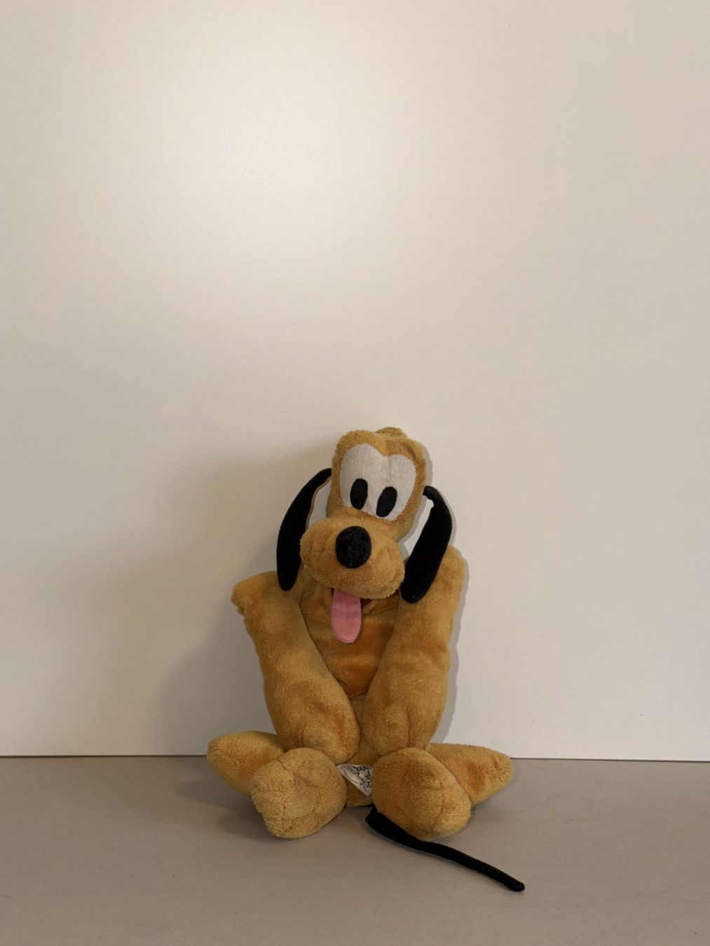 Disney Giocattoli: Disney Pluto Plüschtier – Usato da Oberrohrdorf venduto da Schuegu33 1