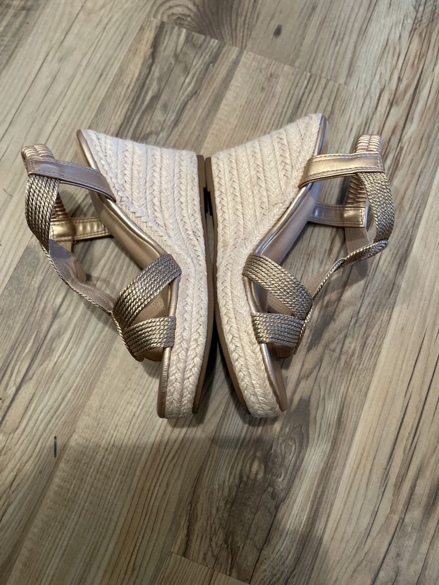 Scarpe da donna: Sandali – Usato da Novaggio venduto da Sabi-Pearl 1