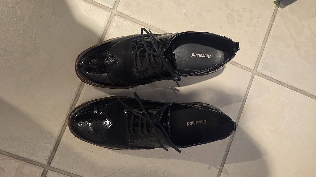 Damenschuhe: elegante flache Schuhe – Gebraucht aus Stadel von Robinnadja 1