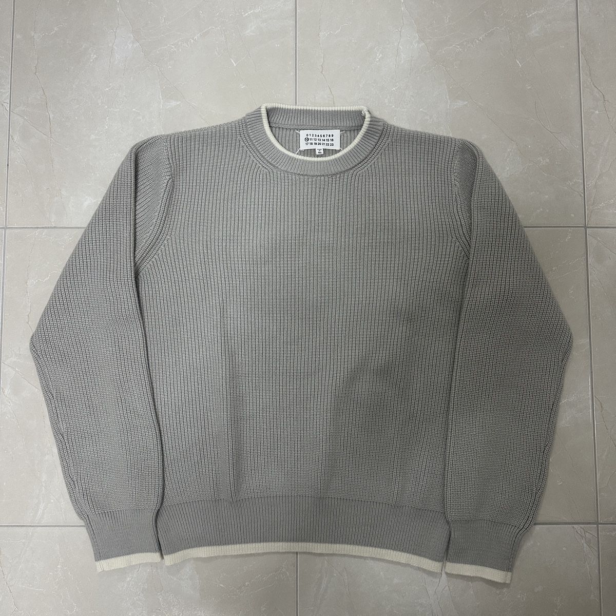 Maison Margiela Pullover & Sweatshirts: Maison Margiela Pullover Grösse L – Gebraucht aus Frenkendorf von a_1999