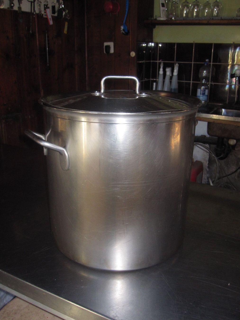 Cucine complete: Marmite  inox. + couvercle  30L – Usato da Ravoire venduto da feylet